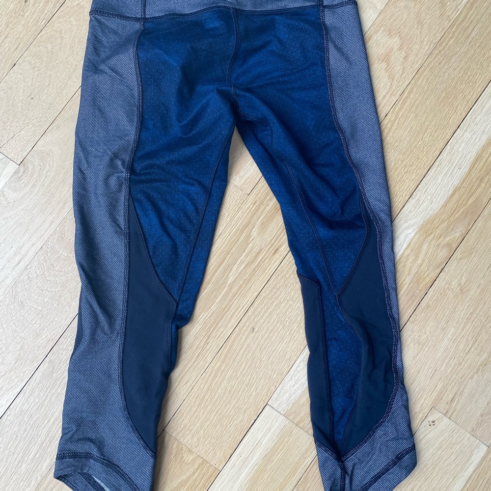 Lululemon Luon 25 inch Leggings - Picture 4 of 5